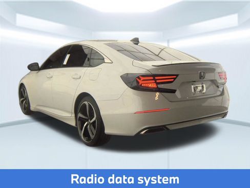 Used 2022 Honda Accord Sport image 4