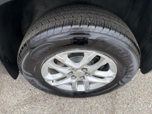 Used 2020 Chevrolet Traverse LT FWD image 46