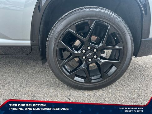 Certified 2024 Chevrolet Traverse RS AWD/4WD image 9