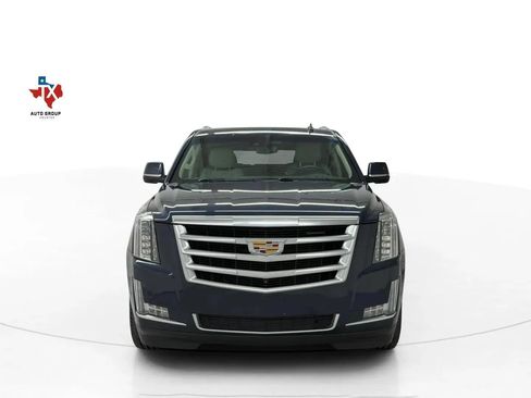 Used 2019 Cadillac Escalade Luxury RWD image 57