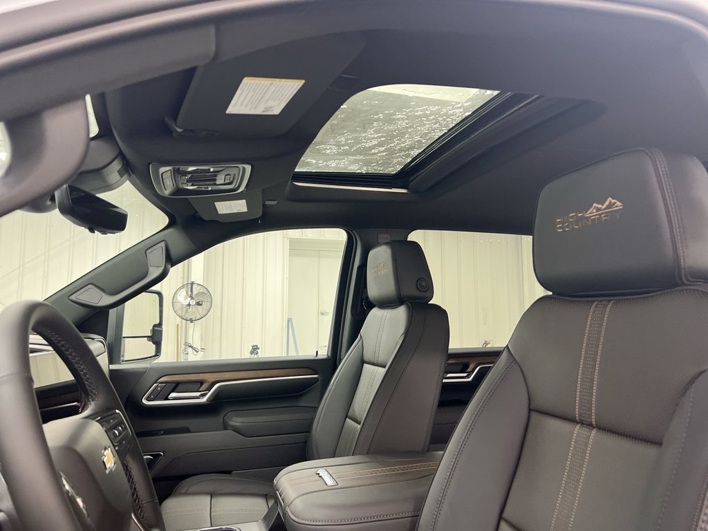 New 2026 Chevrolet Silverado 2500 High Country w/ High Country Premium Package AWD/4WD image 20