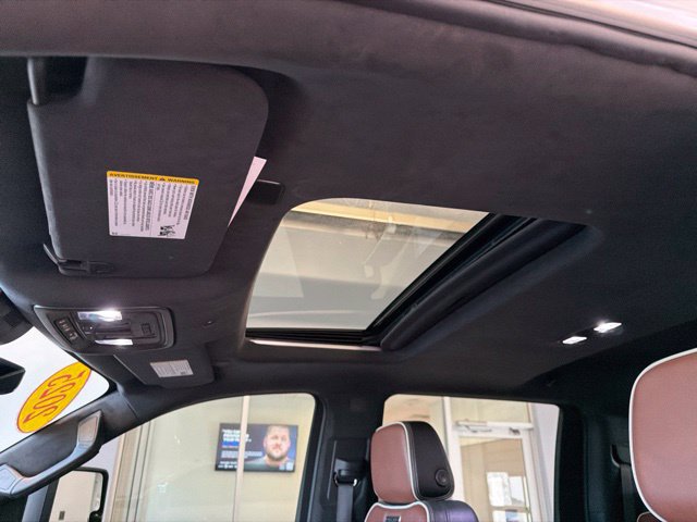 Used 2025 GMC Sierra 2500 Denali Ultimate w/ LPO, GMC Protection Package AWD/4WD image 2