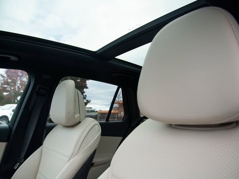 New 2026 Mercedes-Benz GLC 300 4MATIC image 12