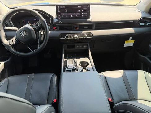 Certified 2026 Honda Pilot EX-L image 12