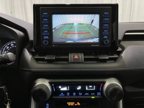 Certified 2022 Toyota RAV4 LE FWD image 18