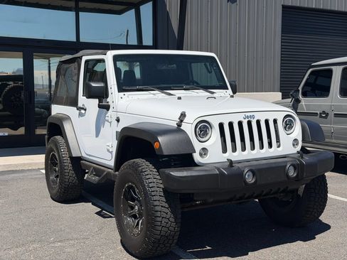Used 2016 Jeep Wrangler Sport w/ Trailer Tow Group AWD/4WD image 14