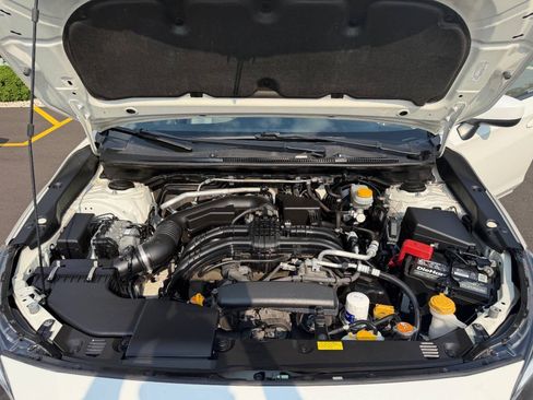 Used 2020 Subaru Crosstrek 2.0i Premium AWD/4WD image 9