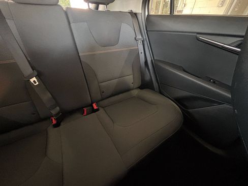 Used 2026 Kia Niro LX FWD image 35