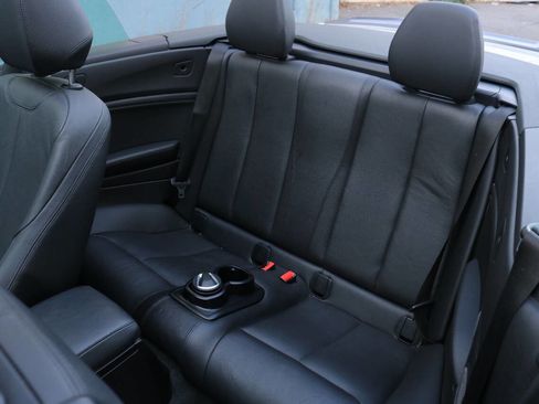 Used 2018 BMW M240i M240i 2dr Convertible image 17