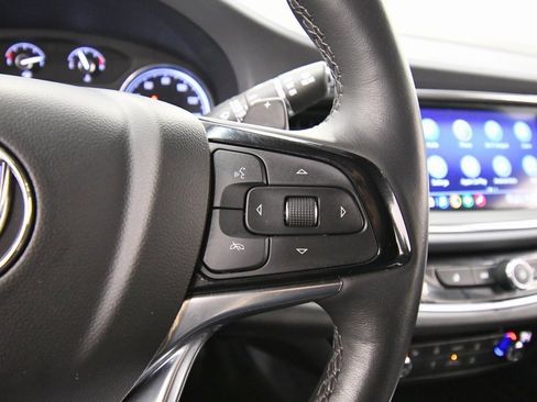 Used 2023 Buick Enclave Essence w/ Sport Touring Edition image 21