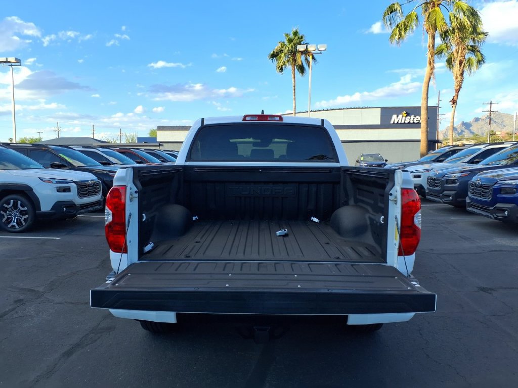 Used 2020 Toyota Tundra SR5 w/ SR5 Convenience Package RWD image 15