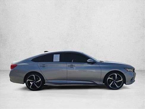 Used 2020 Honda Accord Sport image 4