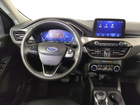 Used 2022 Ford Escape SEL w/ Technology Package AWD/4WD image 22