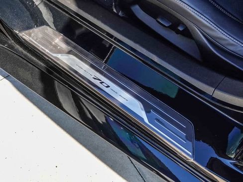 Used 2023 Chevrolet Corvette Stingray Convertible w/ Z51 Performance Package image 17