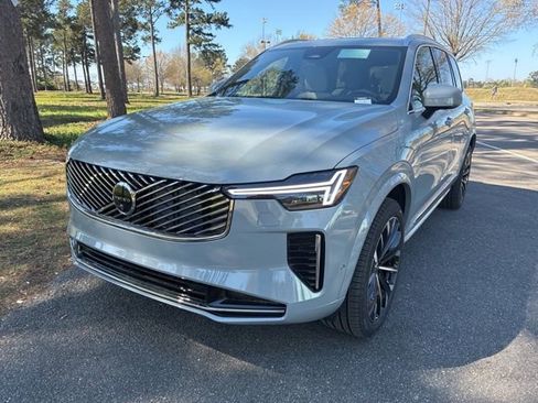New 2026 Volvo XC90 B6 Plus w/ Protection Package Premier AWD/4WD image 2