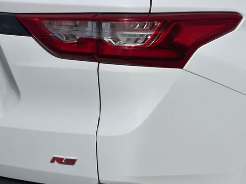 Used 2021 Chevrolet Traverse RS AWD/4WD image 29