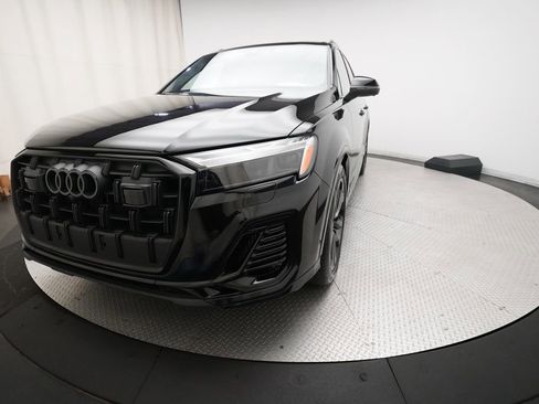 Used 2026 Audi Q7 3.0T Premium Plus w/ Premium Plus Package AWD/4WD image 12