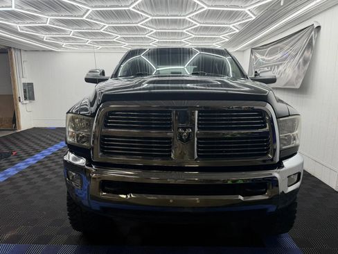Used 2010 Dodge Ram 2500 Truck Laramie w/ Chrome Accents Group AWD/4WD image 4