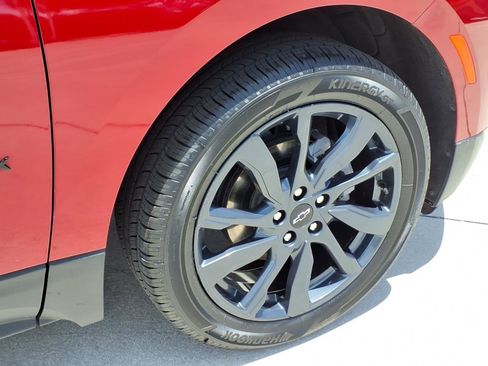 Used 2024 Chevrolet Equinox RS w/ LPO, Floor Liner Package FWD image 20
