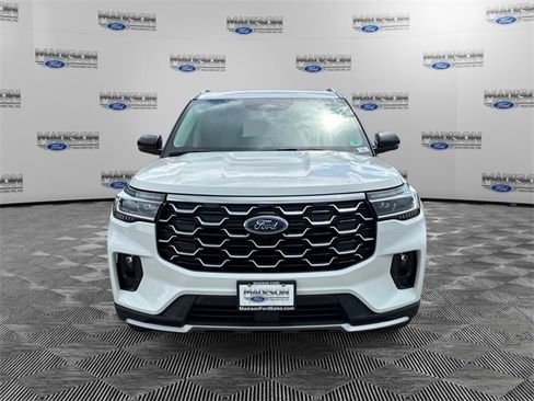 New 2025 Ford Explorer Platinum w/ LUX Leather Package image 8