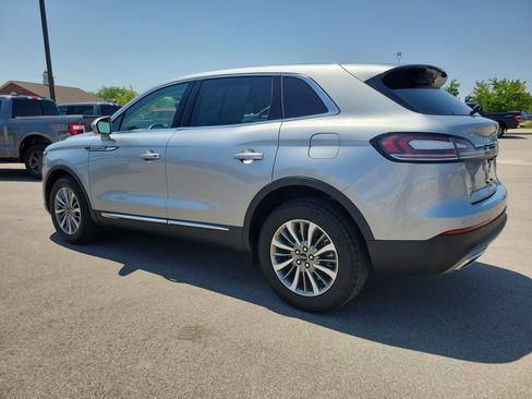 Used 2022 Lincoln Nautilus Reserve AWD/4WD image 3