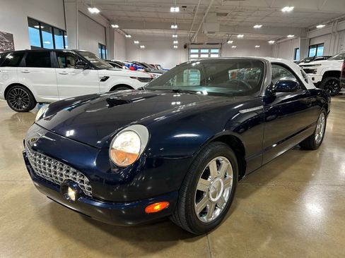 Used 2005 Ford Thunderbird image 5