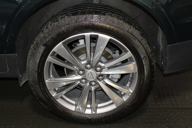 Certified 2025 Cadillac XT5 Premium Luxury AWD/4WD image 24