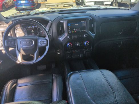 Used 2023 GMC Sierra 2500 Denali image 13