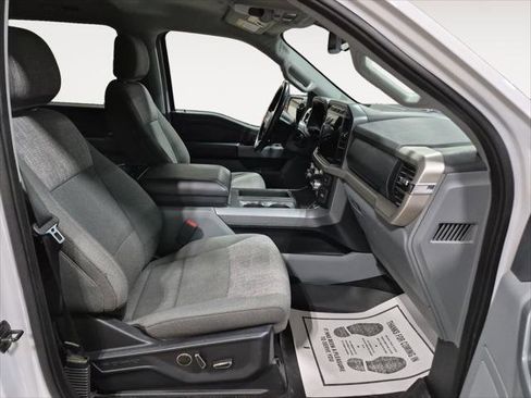 Used 2021 Ford F150 XLT w/ Equipment Group 302A High image 17