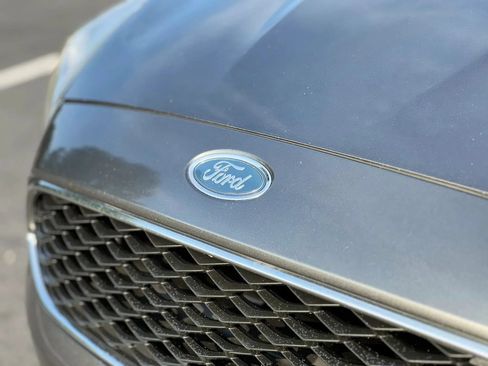 Used 2018 Ford Focus SE FWD image 9