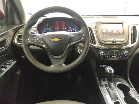Used 2020 Chevrolet Equinox LT AWD/4WD image 22
