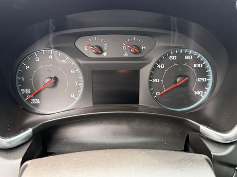 Used 2023 Chevrolet Equinox LS w/ LPO, Floor Liner Package image 10