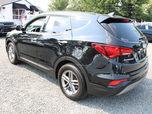 Used 2018 Hyundai Santa Fe Sport w/ 2.4L Value Package 02 AWD/4WD image 9