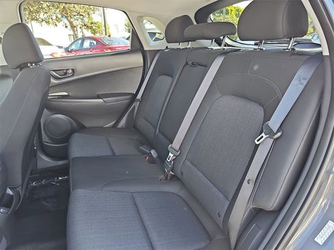 Used 2023 Hyundai Kona SEL image 13