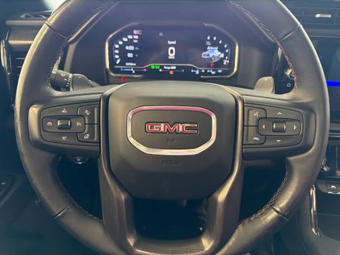 Used 2024 GMC Sierra 1500 AT4 w/ Technology Package AWD/4WD image 38