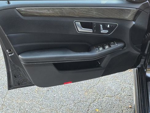 Used 2014 Mercedes-Benz E 350 Sedan w/ Premium 1 Package image 28