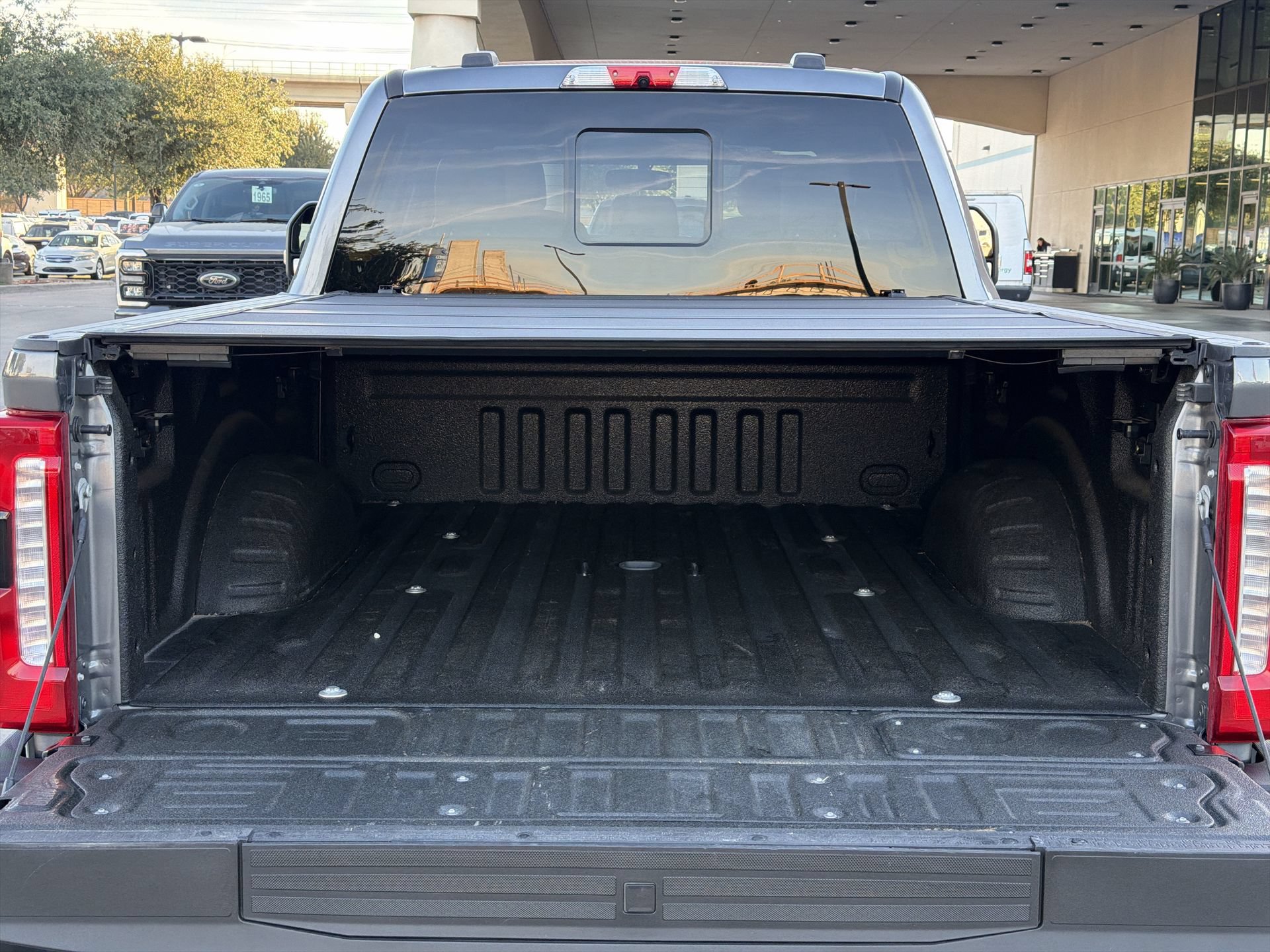 Used 2023 Ford F250 Lariat w/ Lariat Ultimate Package AWD/4WD image 24