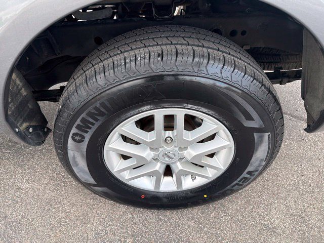 Used 2019 Nissan Frontier SV RWD image 10
