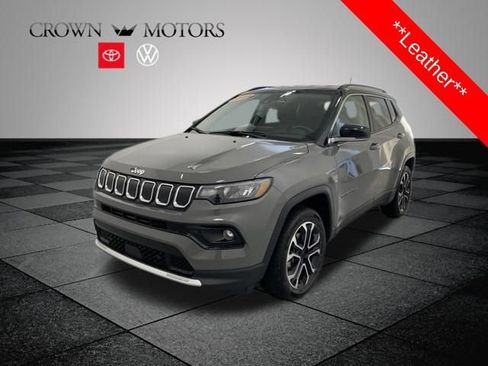 Used 2022 Jeep Compass Limited AWD/4WD image 3