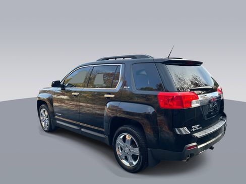 Used 2013 GMC Terrain SLE w/ Chrome and Technology Package image 5