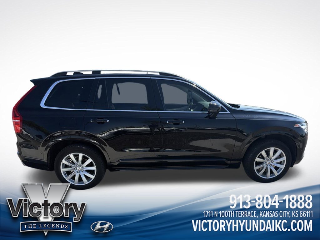 Used 2017 Volvo XC90 T6 Momentum w/ Vision Package AWD/4WD image 4