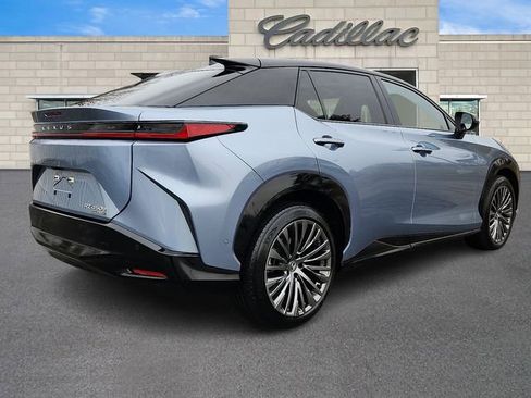 Used 2023 Lexus RZ 450e Premium image 5