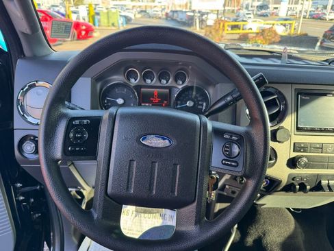Used 2012 Ford F350 XLT w/ XLT Interior Pkg image 21