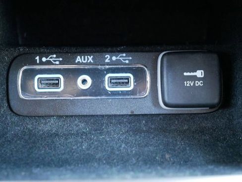 Used 2019 Jeep Grand Cherokee Altitude AWD/4WD image 33