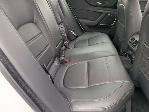 Used 2020 Jaguar XE S AWD/4WD image 17