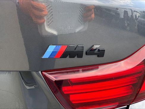 Used 2020 BMW M4 Convertible w/ Competition Package image 26