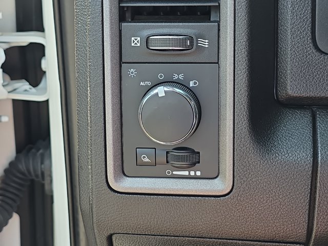 Used 2022 RAM 1500 Tradesman w/ Interior Cold Weather Group AWD/4WD image 18