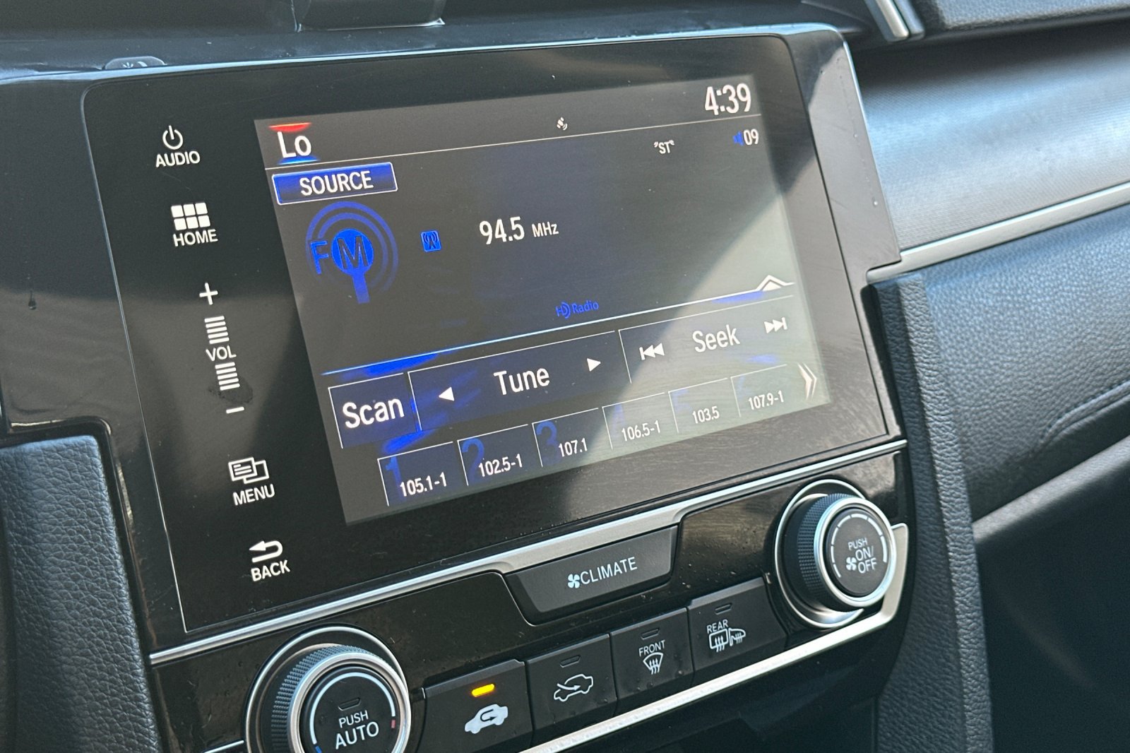 Used 2017 Honda Civic EX image 25