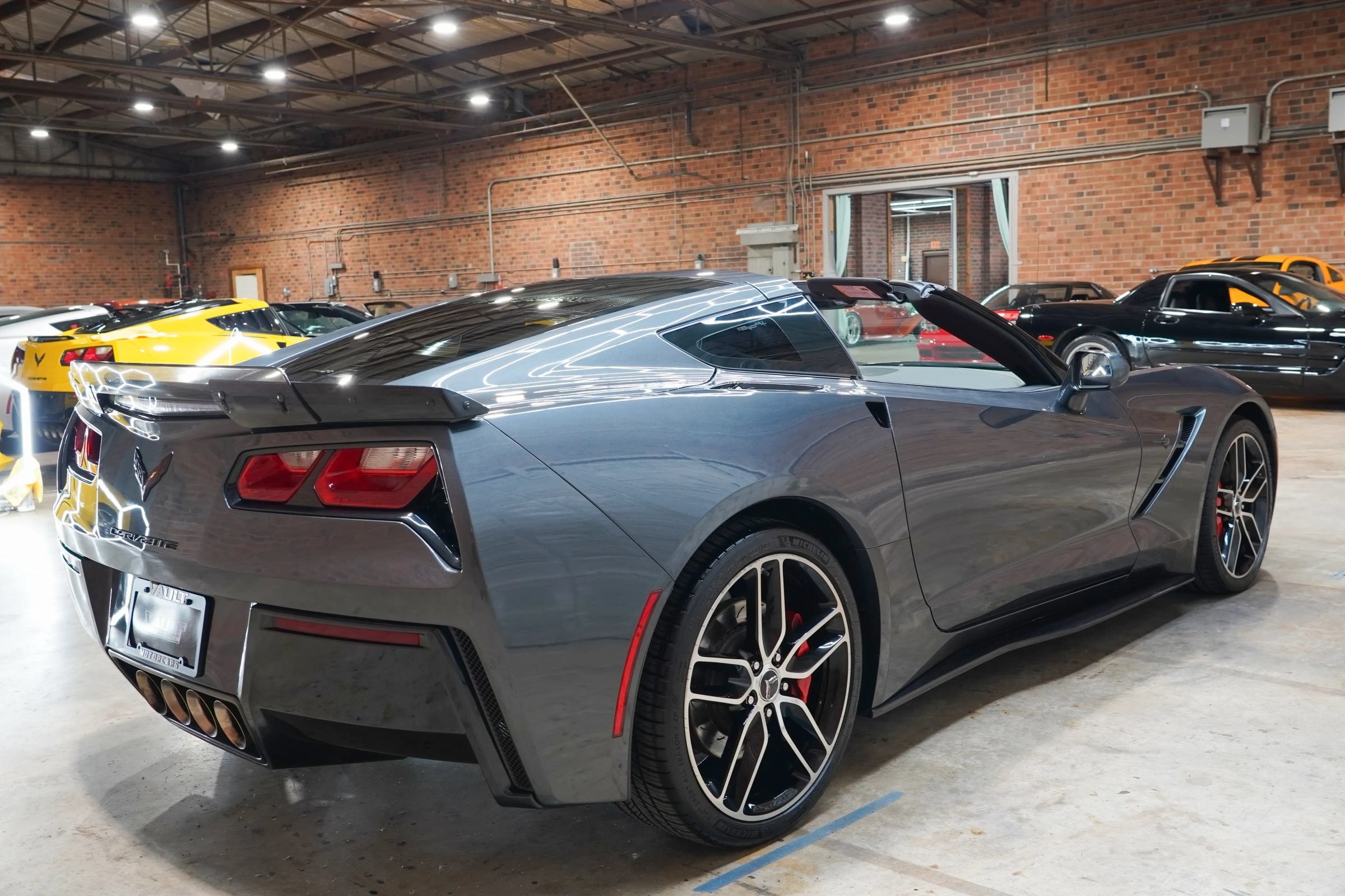 Used 2017 Chevrolet Corvette Stingray Coupe RWD image 37