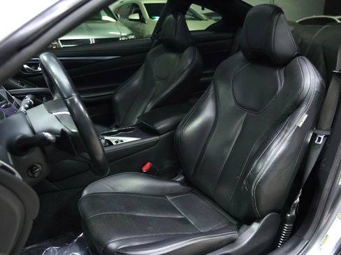 Used 2017 INFINITI Q60 Red Sport 400 image 27
